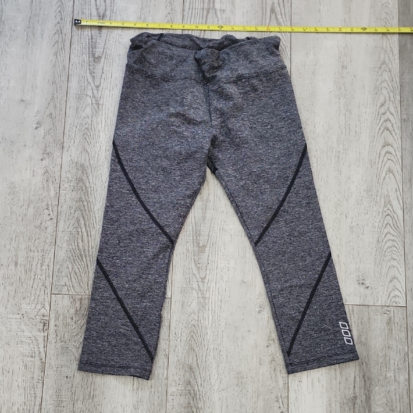 Lorna Jane Charcoal Leggings - Picture 1 of 6
